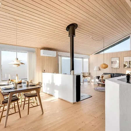 Melina - 300m From The Sea By Interhome
